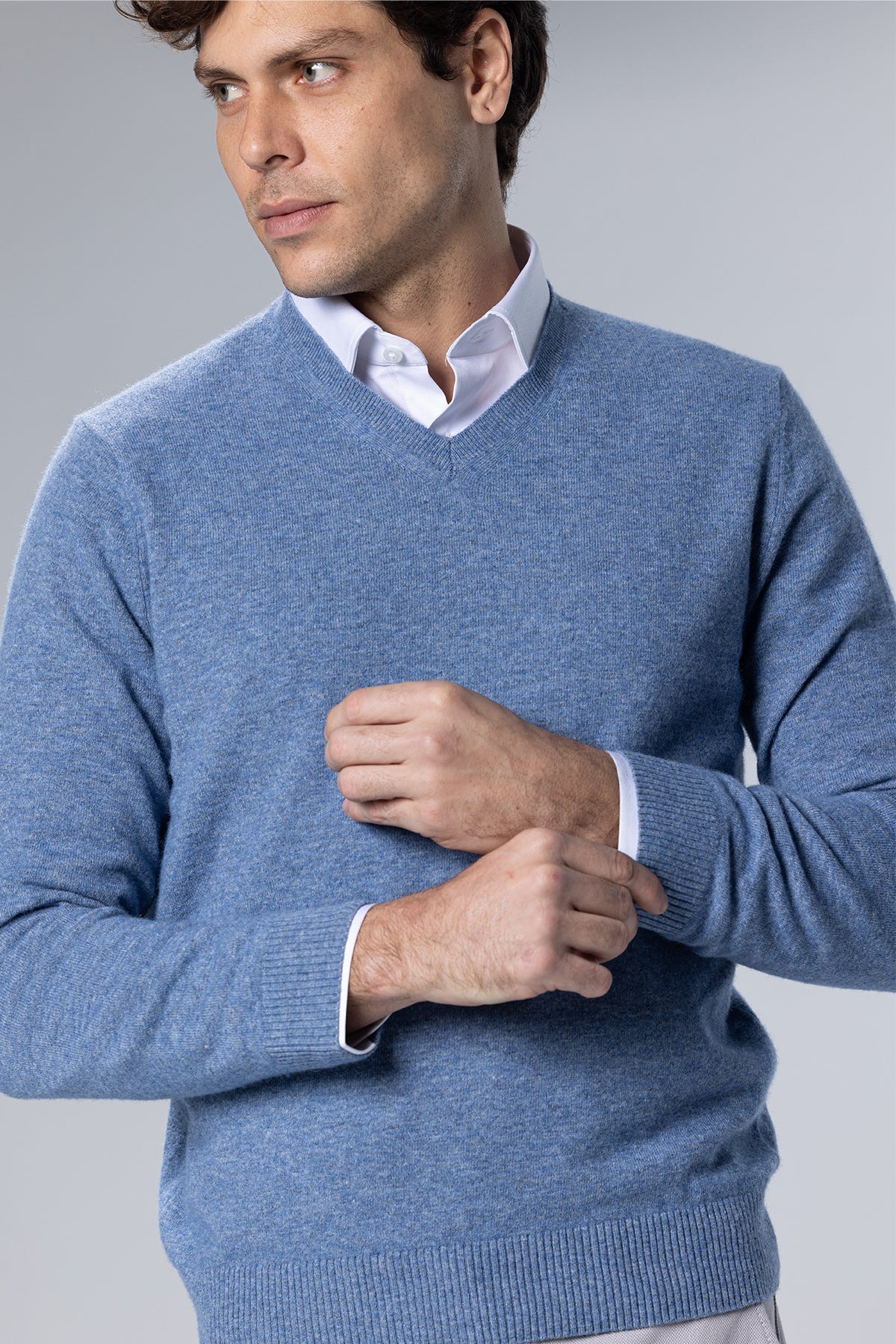 Lambswool-Blend V-Neck Pullover – Light Blue – Light Blue – image 4