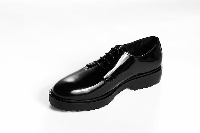High-Shine Lace-up Derby Shoes – Black