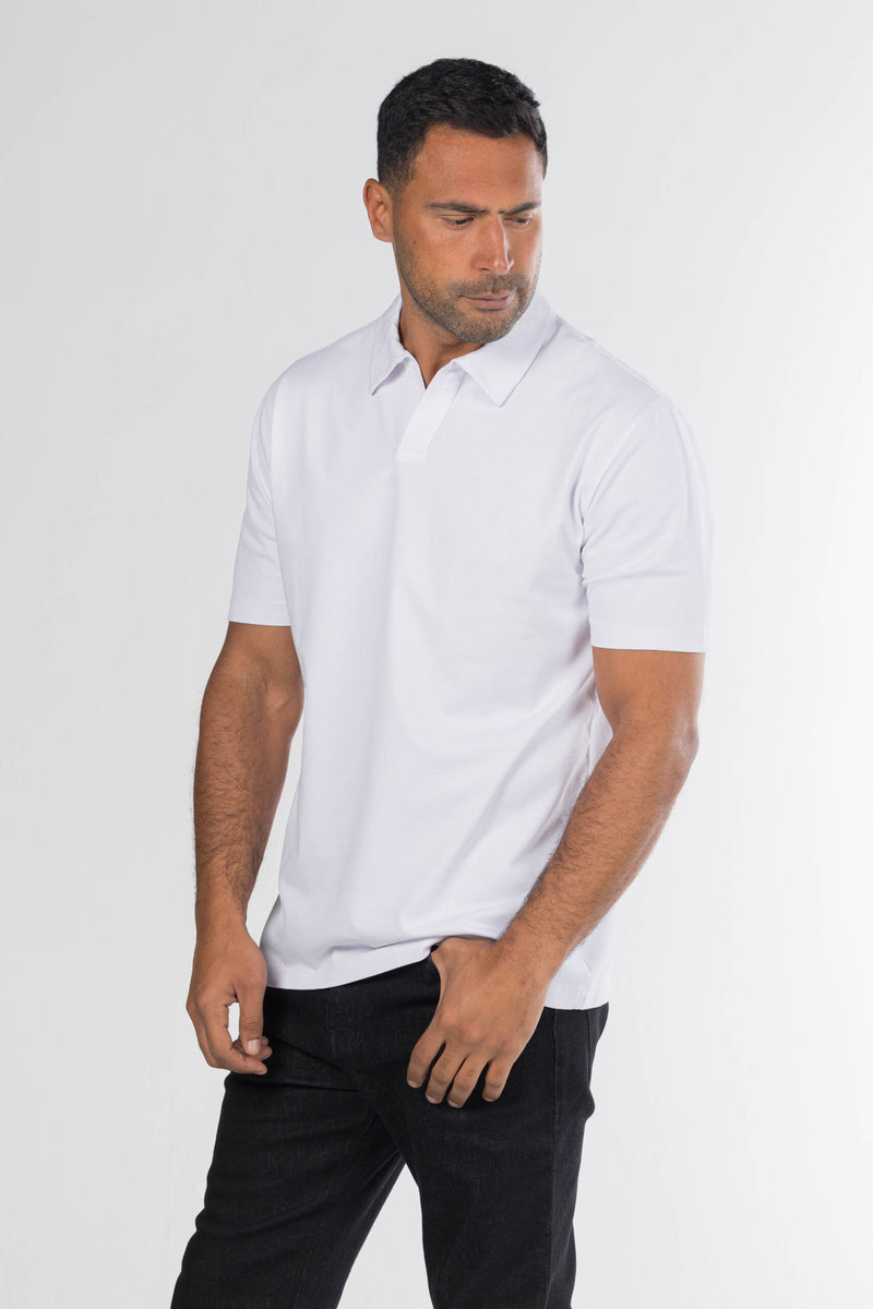 Signature Open Collar Polo – White