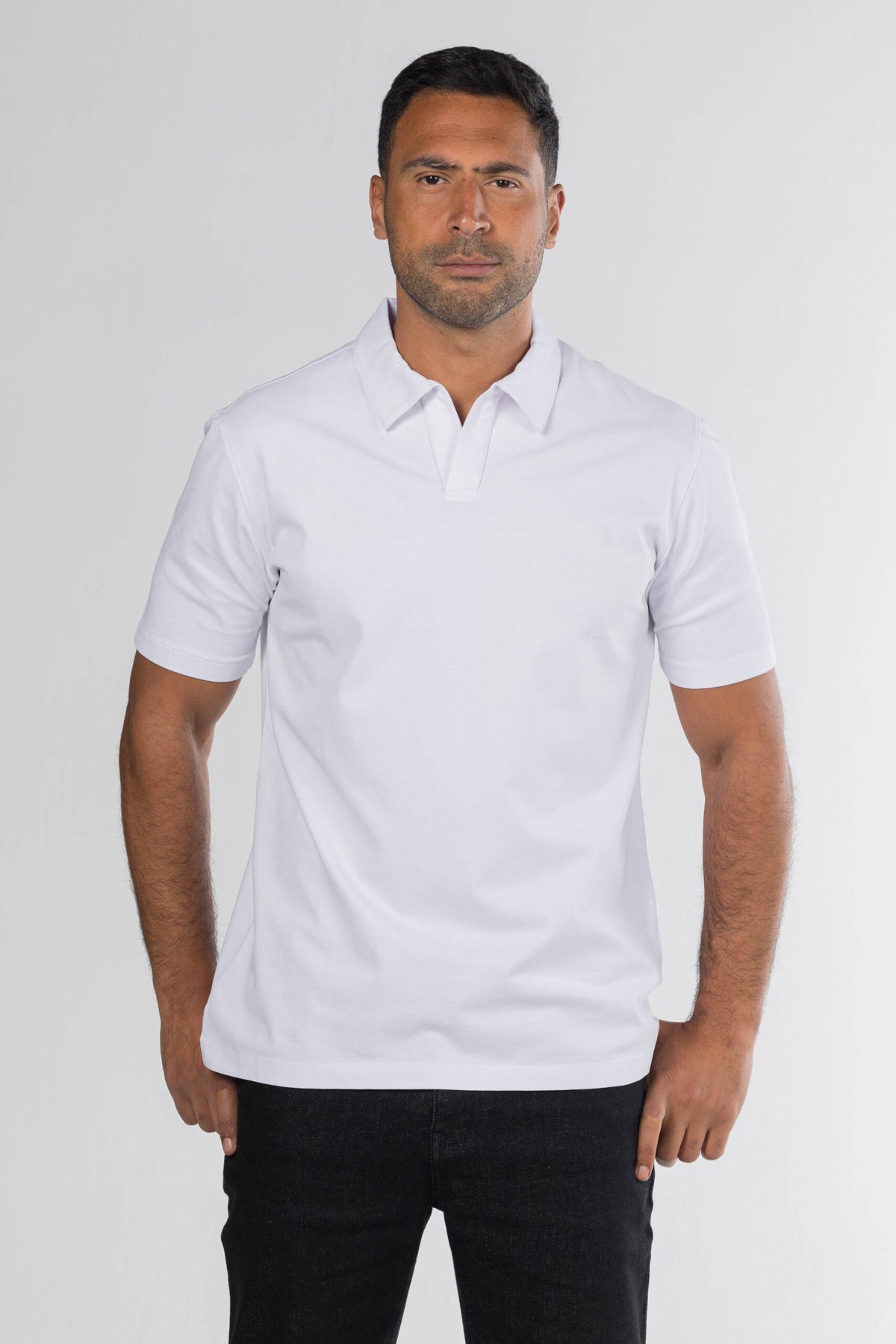 Signature Open Collar Polo – White