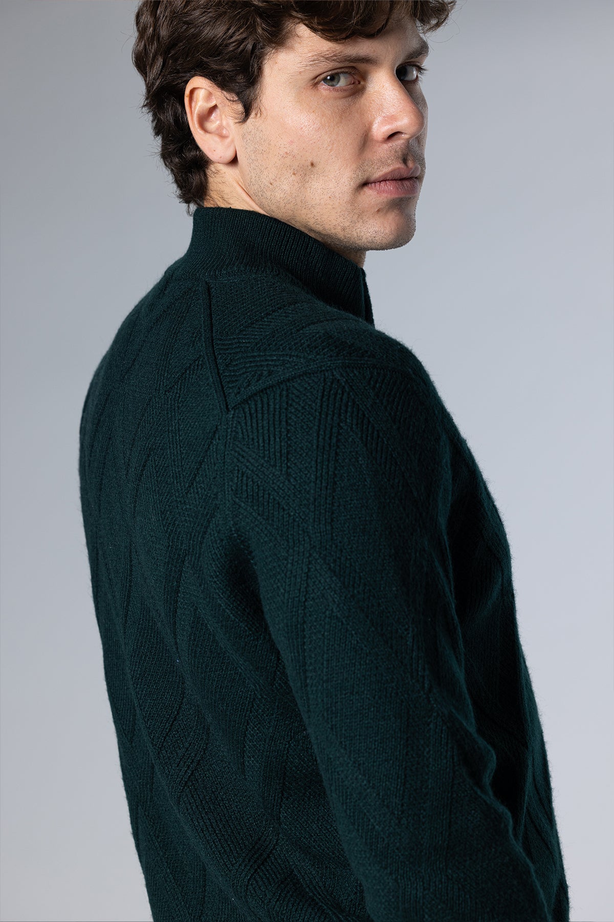 Signature Cellini Pullover – Burgundy – Burgundy – image 4