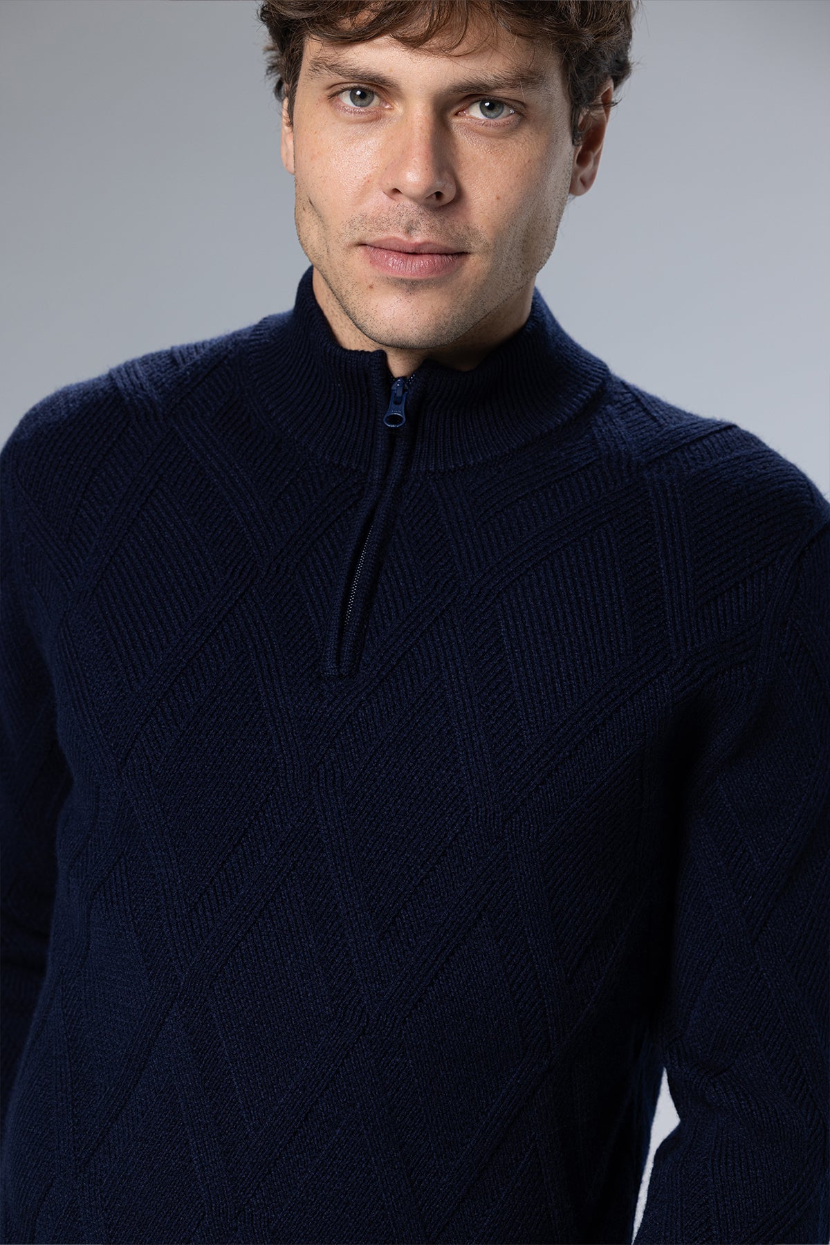 Signature Cellini Pullover – Burgundy – Burgundy – image 6