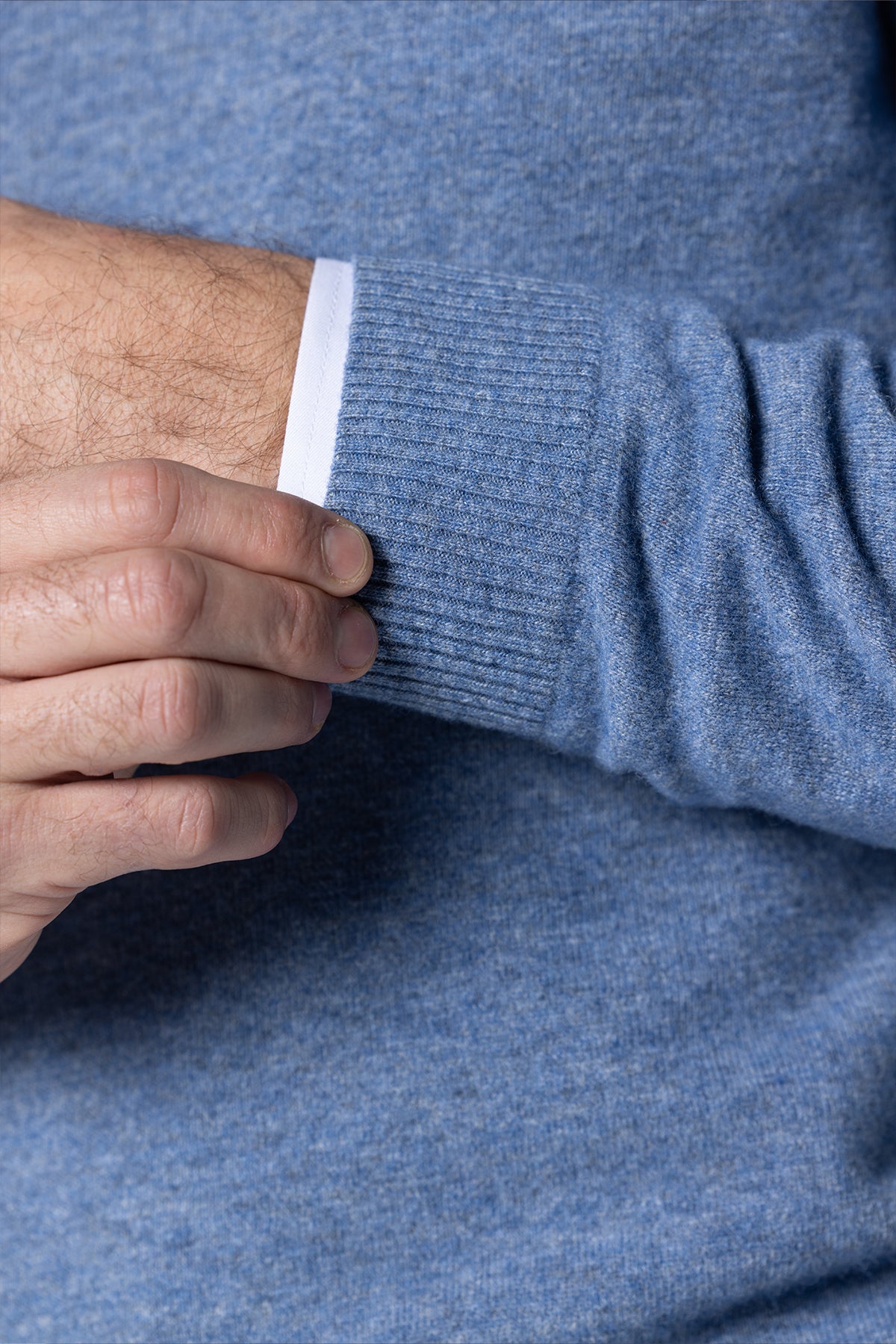 Lambswool-Blend V-Neck Pullover – Light Blue – Light Blue – image 3