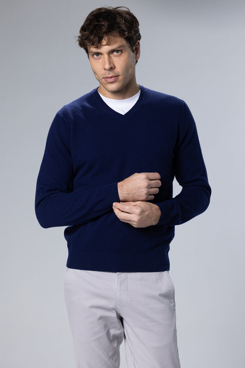 Lambswool-Blend V-Neck Pullover – Navy